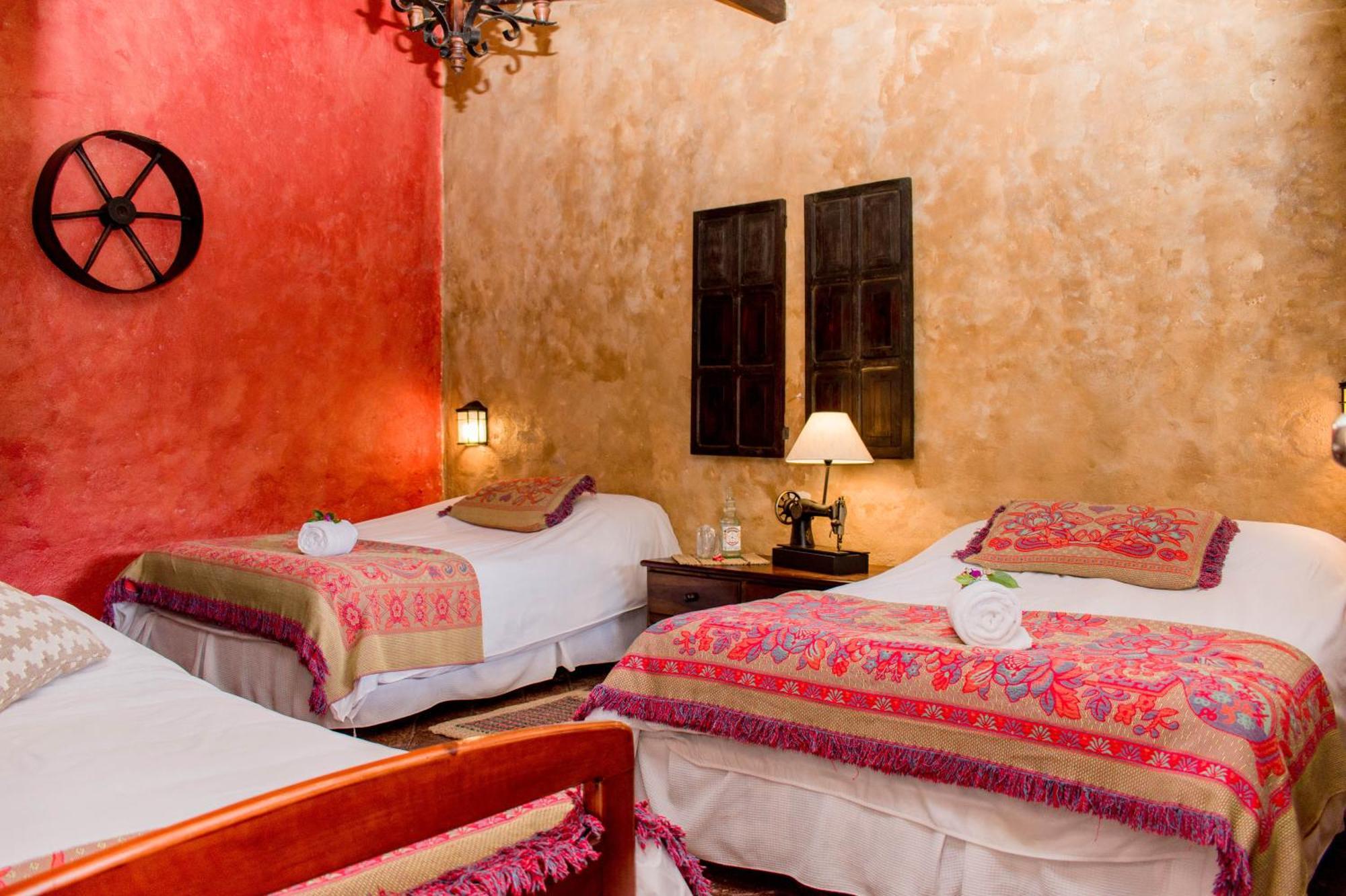ホテル Hacienda San Francisco Tumbabiro エクステリア 写真